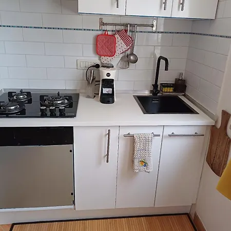 Adele Bed & Breakfast 4*